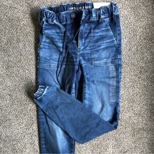 New with tags American Eagle Jegging Jogger Jeans